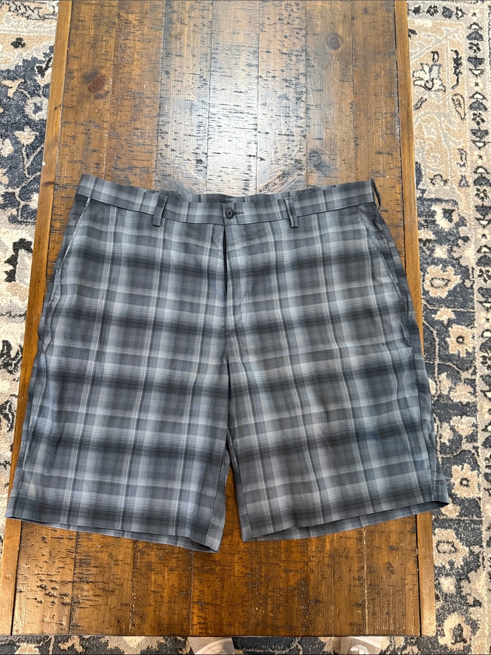 PGA Tour Gray Plaid Performance Golf Shorts